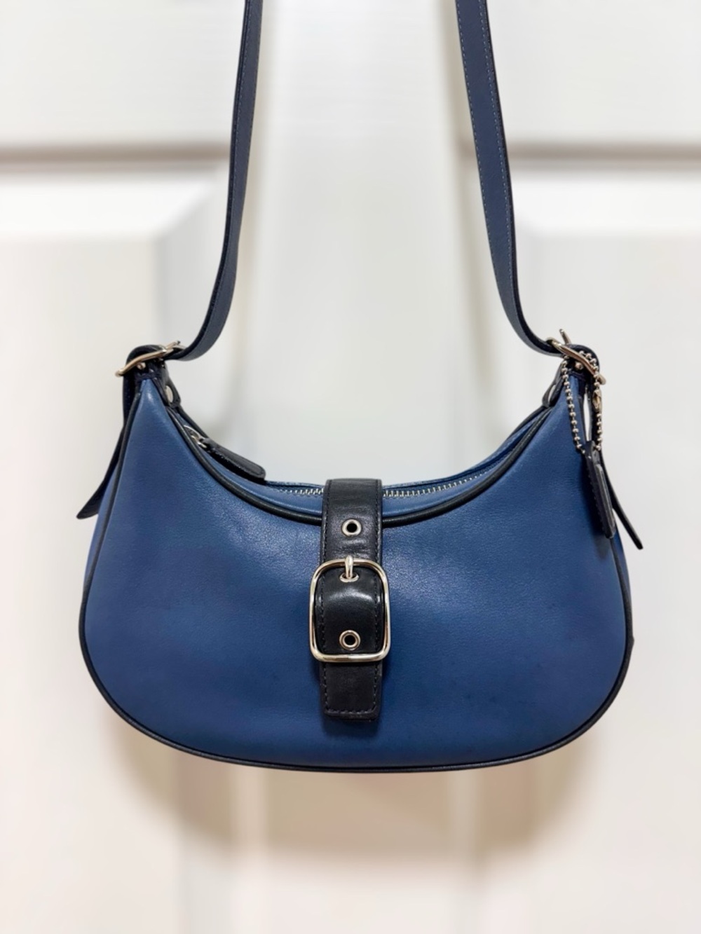Coach Soho Buckle Crescent Hobo Bag Slate Blue Navy Leather 9559